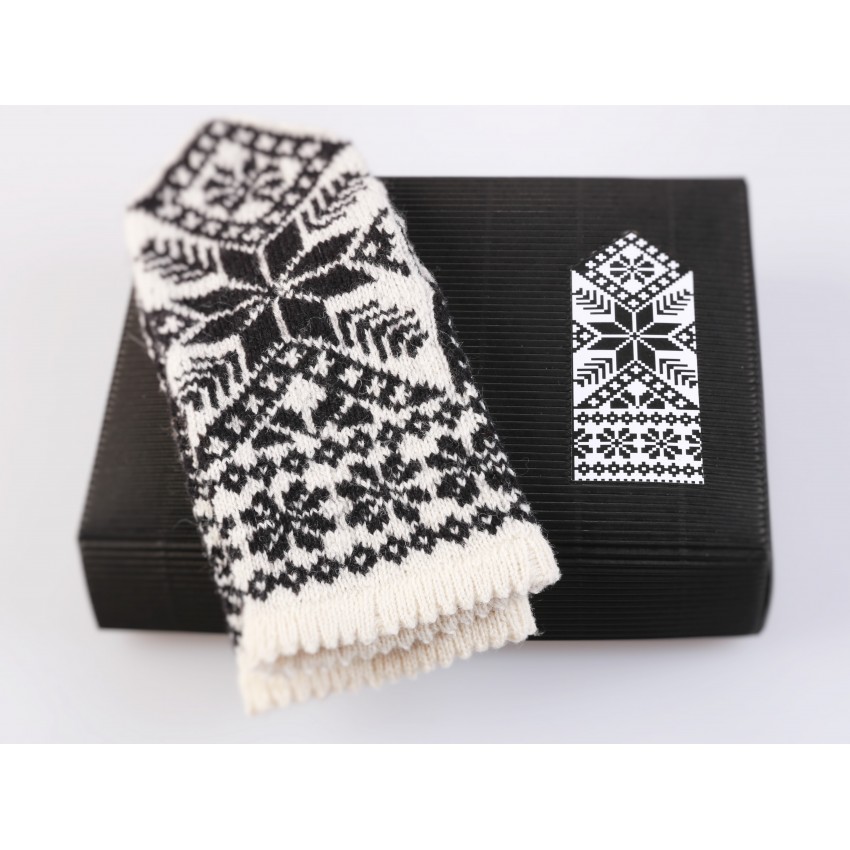 Latvian Mittens DIY Knitting Kit "Knit like a Latvian" – Latvian Gray 8