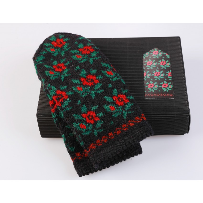 Latvian Mittens DIY Knitting Kit "Knit like a Latvian" - Winter Flowers 8